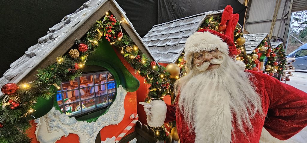 Elevate Your Christmas Event in 2024 with Santa's Red Grotto: A Magical Affair 10 20240227 174339