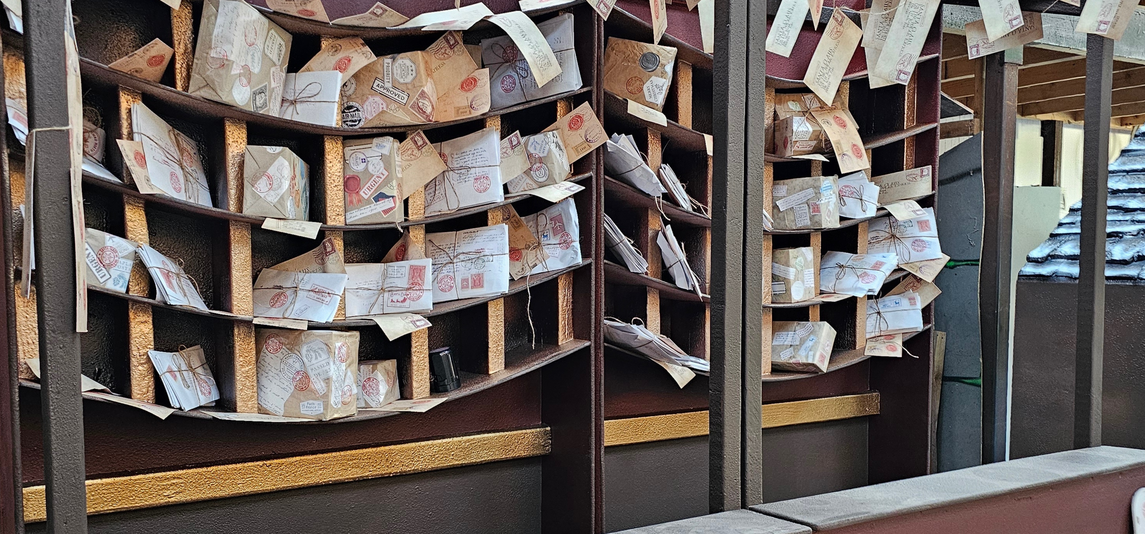 santas post office 1 copyright © 2025 blue box displays